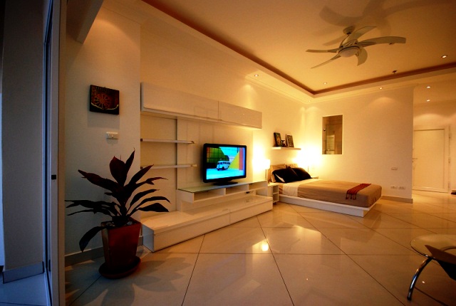 Viewtalay 3: Studio Condo for sale in Pratamnak Hill  ฿3,700,000