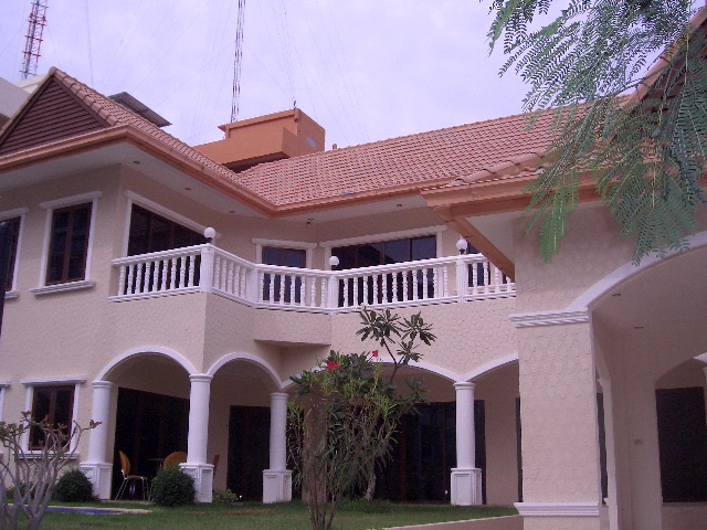 3 bedrooms house for rent in pratamnak hill  