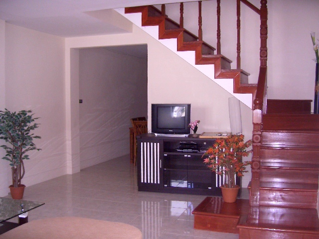 Townhome for rent: 2 Bedrooms House for rent in Pratamnak Hill  ฿30,000 per month