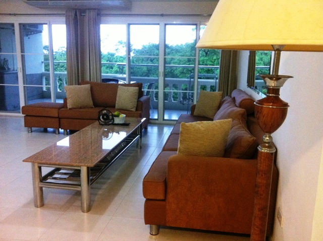 1 bedroom condo for sale in pratamnak hill  